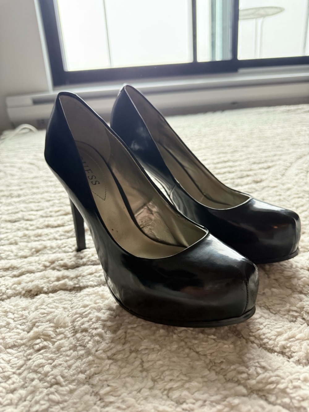 Guess Black Pump High Heels